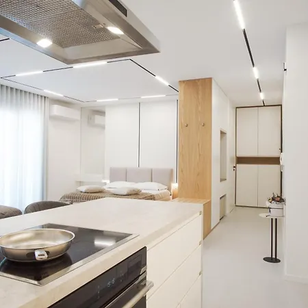 Ovis Luxury Seaside Apartment *