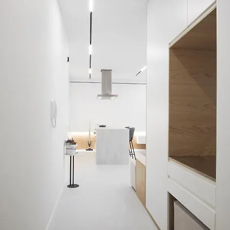 Ovis Luxury Seaside Apartment
