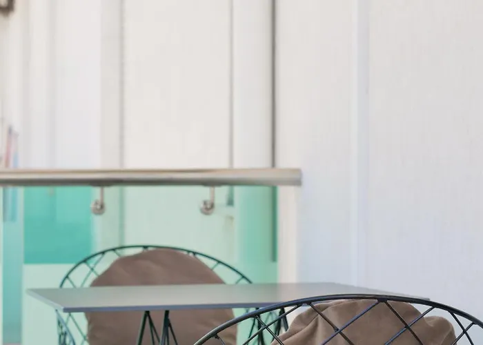 Ovis Luxury Seaside Apartament